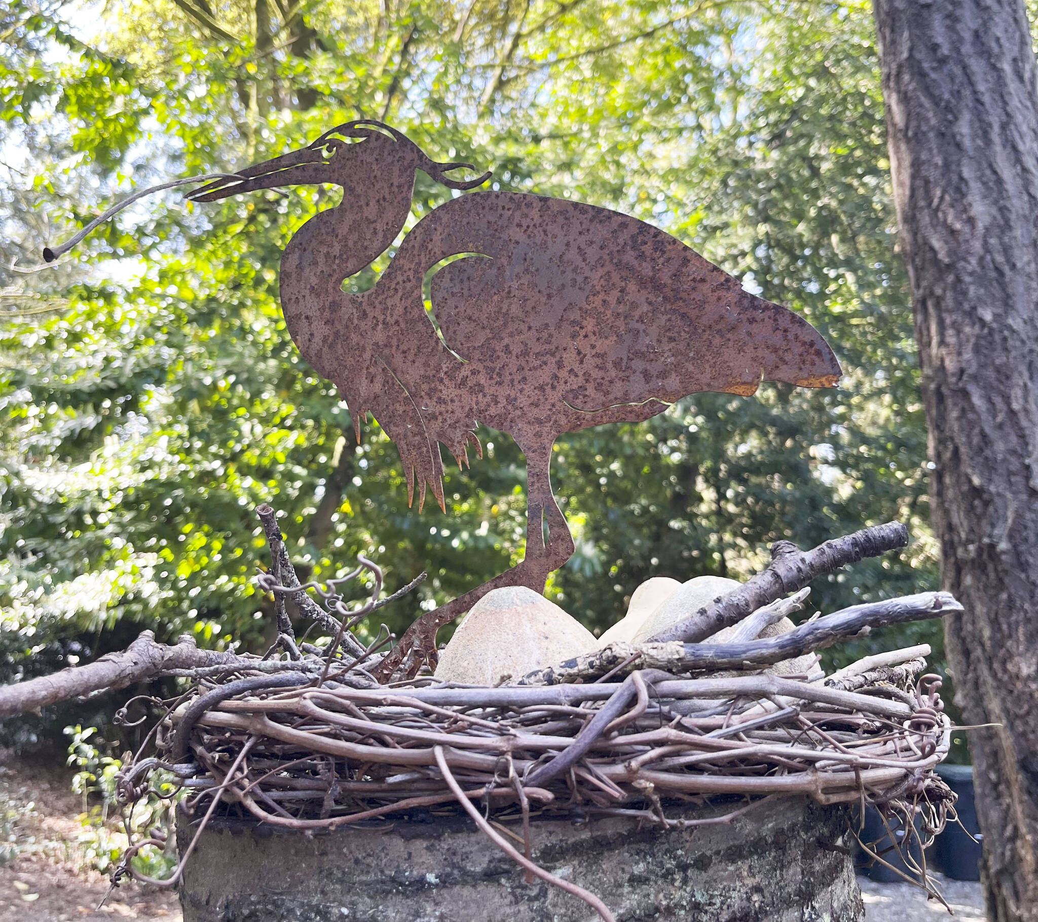 Molly Hetherwick/Kitsap News Group photos
The visage of a Great Blue Heron, complete with nest and eggs, decorates a mailbox on Lovell Avenue SW on Bainbridge Island.