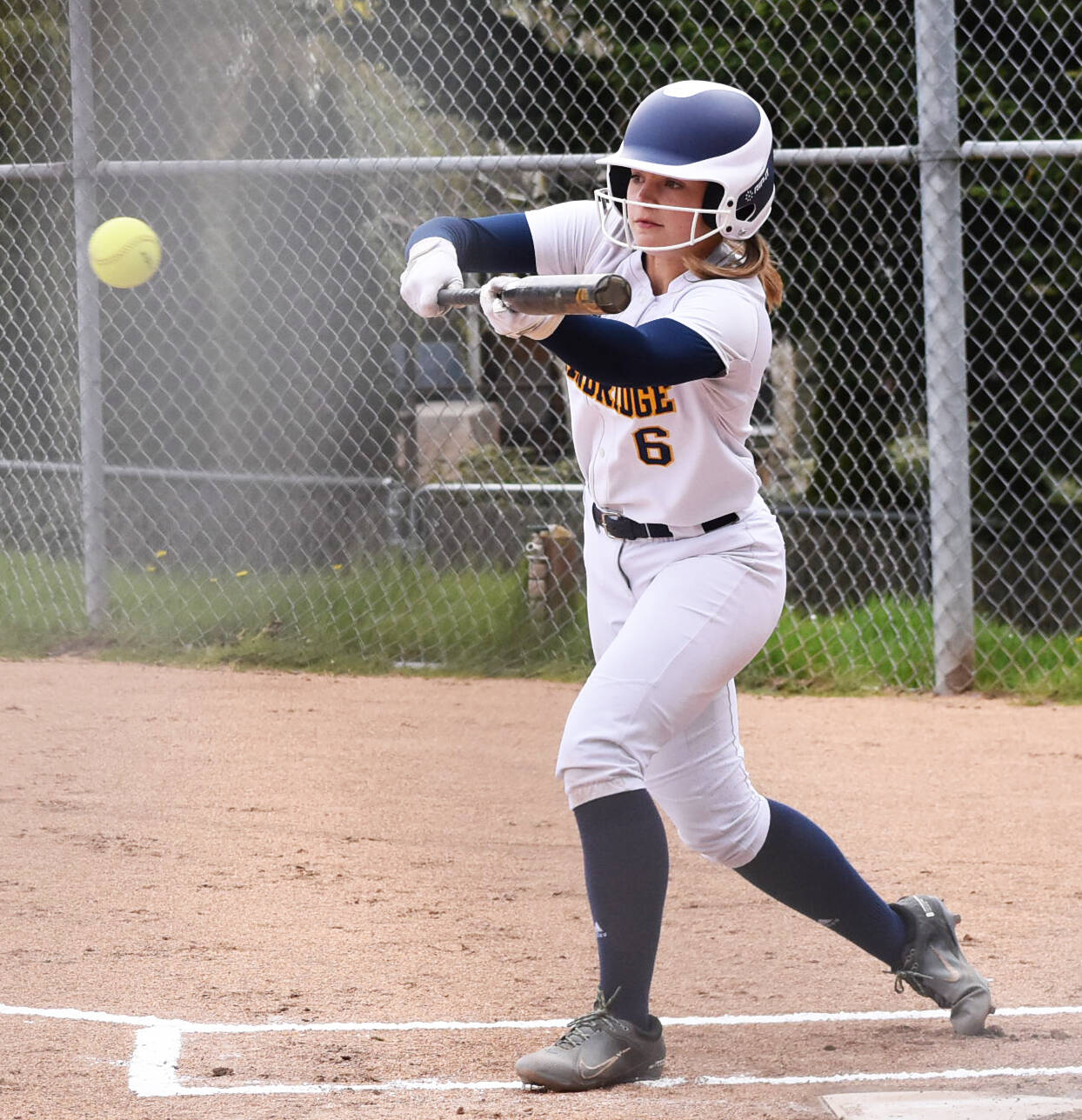 Sierra Berry scores 4 RBIs in the fourth inning. Nicholas Zeller-Singh/Bainbridge Review Photos