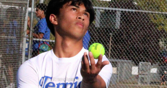 Luke Caputo/Kitsap News Group photos
Trojan Jonah Pantig won his singles match on the road against Bremerton Sept. 22.