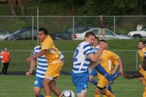 Kitsap Pumas forward Spencer Schomaker