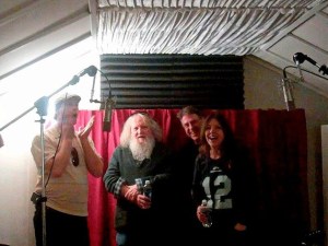 Kingston's Hep Replacements recorded a tribute song to the Seahawks in honor of their upcoming Superbowl game.