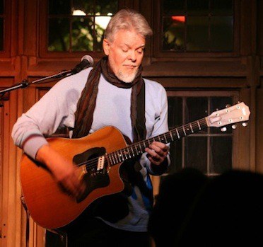 Award-winning singer-songwriter Dana Hubbard will kick off the Olalla Clubhouse Concert Series Sept. 13 at the Olalla Community Hall.