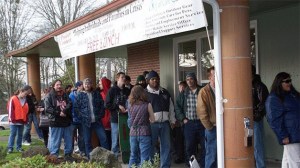 Individuals and families lined up outside the Sheridan Park Community Center over two hours before Project Connect took place.