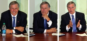 Gov. Jay Inslee talks to Sound Publishing reporters and editors at an editorial board meeting Oct. 26 in Bellevue.