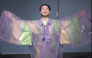 Bremerton-based dance artist Kasuko Yamakazi was recently awarded and Artist Trust Fellowship Grant for her work in preserving traditional Japanese dance.