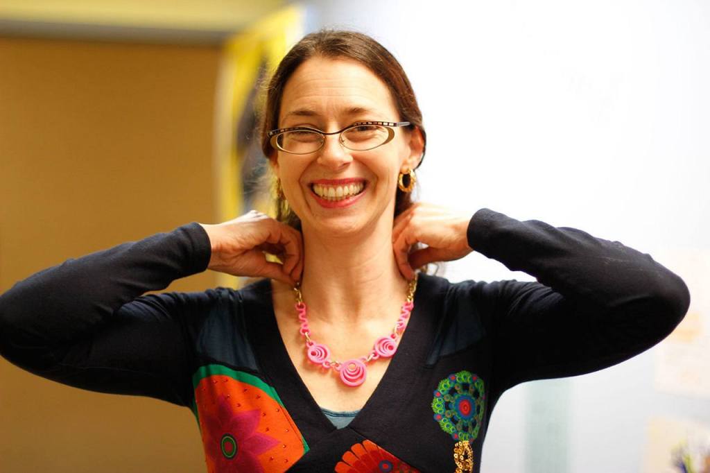 Hot off the 3D printer: Poulsbo Elementary School sells 3D printed ornaments for fundraiser