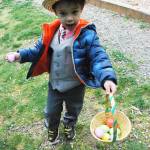 Thousands on the lookout for Easter bunny’s egg-shaped bounty