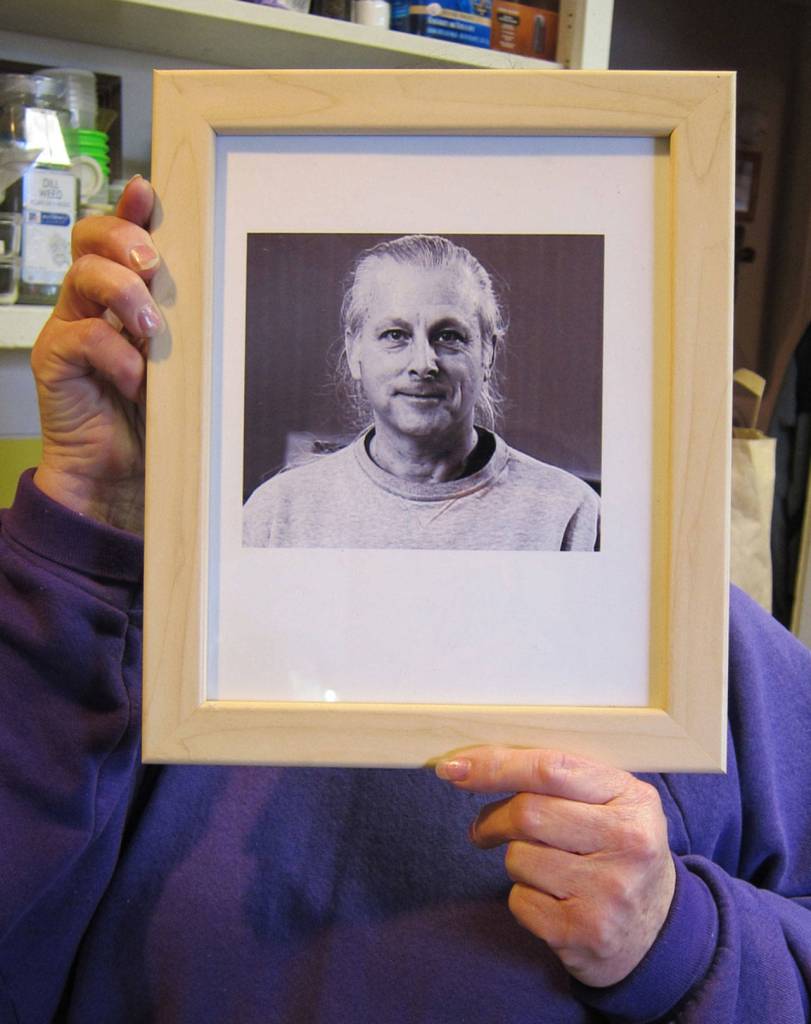 ‘PigMaileon’ supports our Kingston Food Bank | My Kingston Life