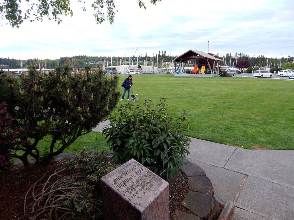 Remembering Mike Wallace | Kingston Strand