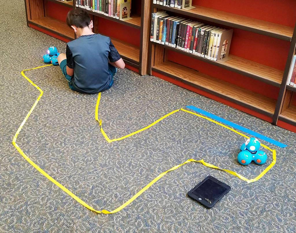 Programming a robot car to automatically drive through a maze took some thought.                                Terryl Asla/Kitsap News Group