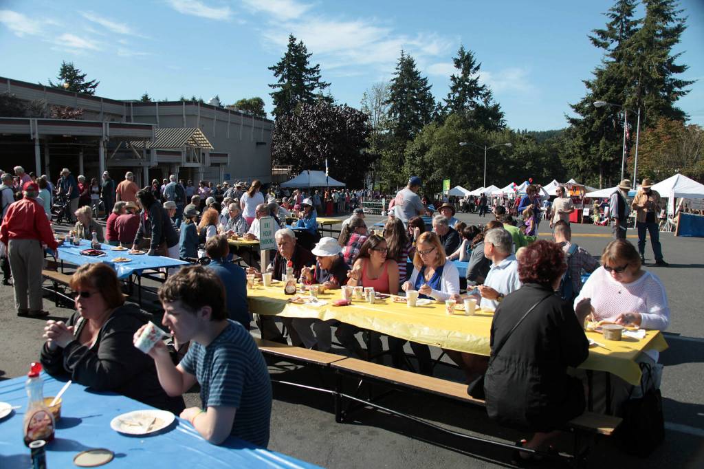 Pile on the memories: Flipping flapjacks is Fourth of July tradition