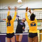 North Kitsap sweeps Bremerton for top spot in Olympic League