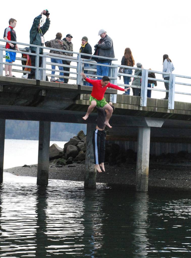 Plunging into 2018: Test your mettle with this cold-water tradition