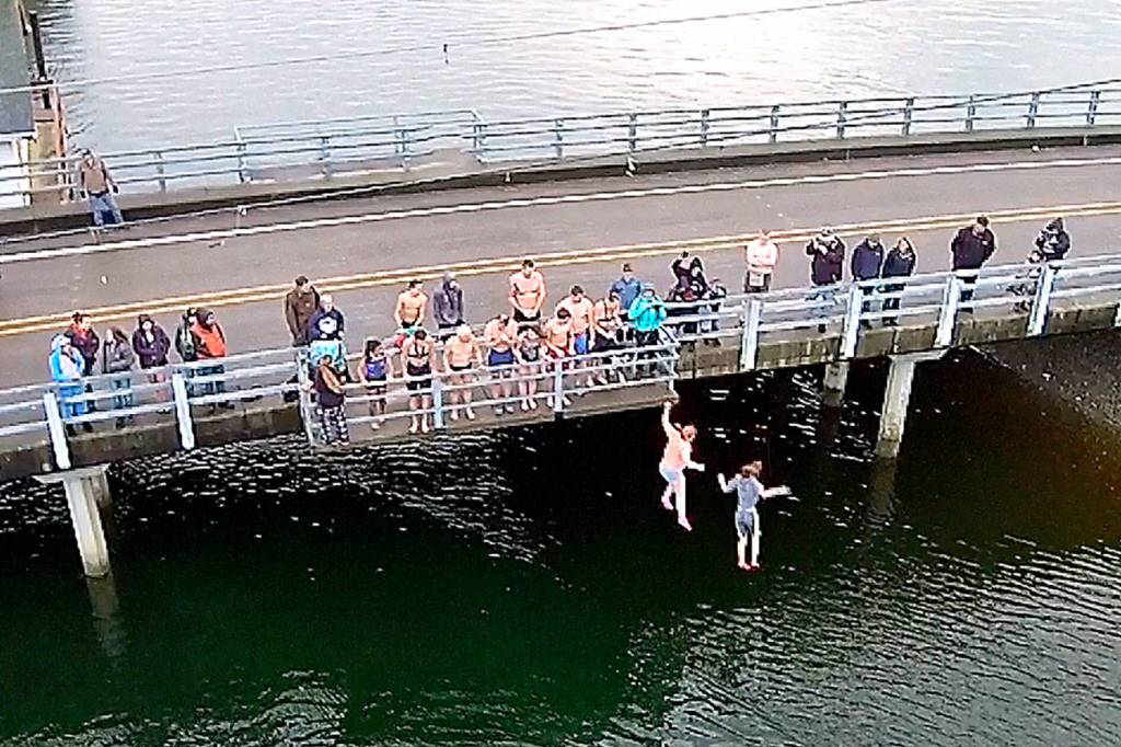 Plunging into 2018: Test your mettle with this cold-water tradition