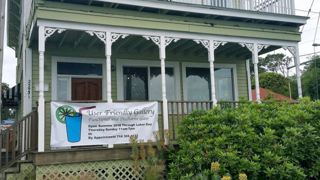 Outside of the Kingston Glass Gallery at the Old Kingston Hotel