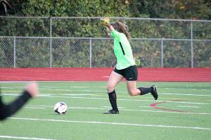 After recovering from broken wrist, Nail shines in senior season