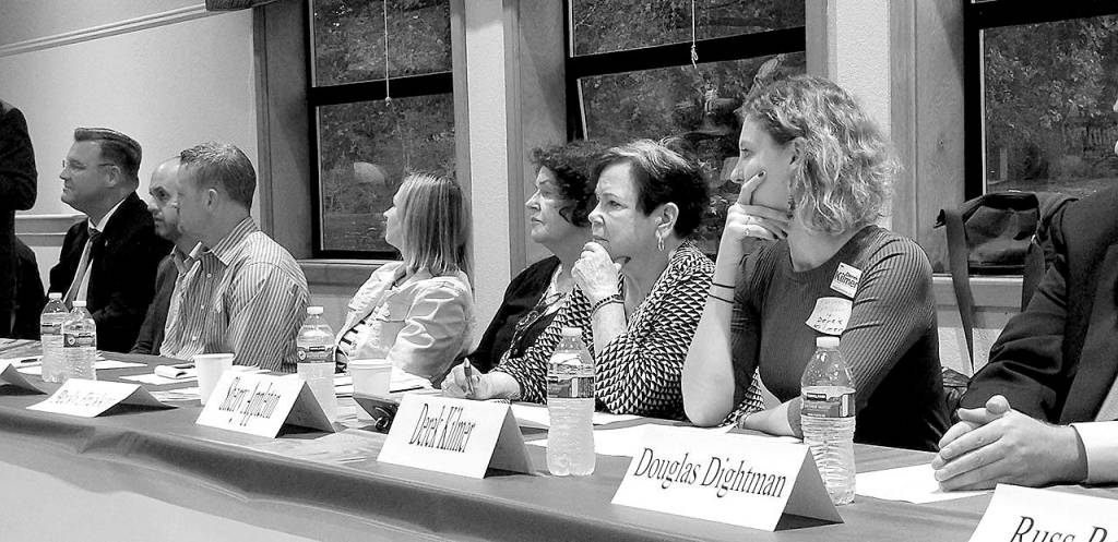 Kitsap candidates meet in Hansville for pie and questions