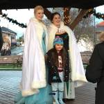 A photo op. at Yulefest on December 1. (Gabe Stutman/Kitsap News Group)