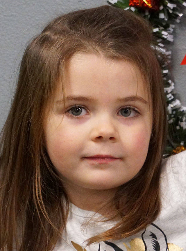 Everyone made an ornament.                                ­ Kaitlin Mottino, 4