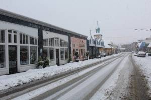 Poulsbo Public Works crews shine through the storm