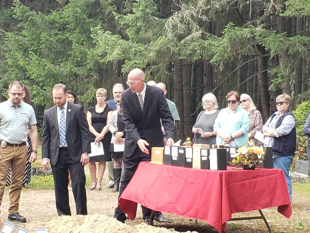 Community honors ‘indigent’ residents who passed without friends or family