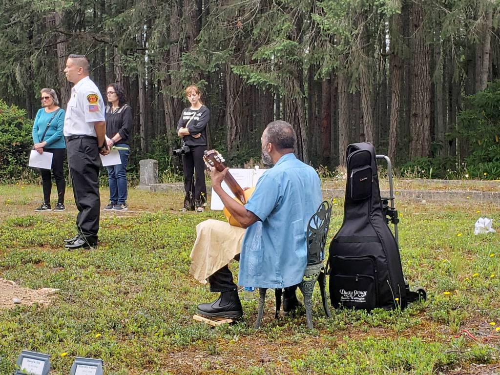 Community honors ‘indigent’ residents who passed without friends or family