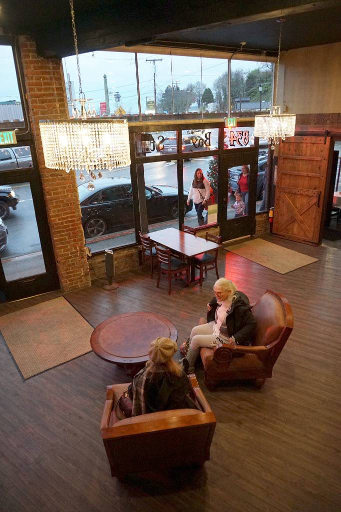 Bay Street Bistro dishes up an expanded look