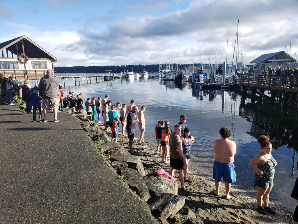 Braving the cold in Kitsap to usher in a new decade