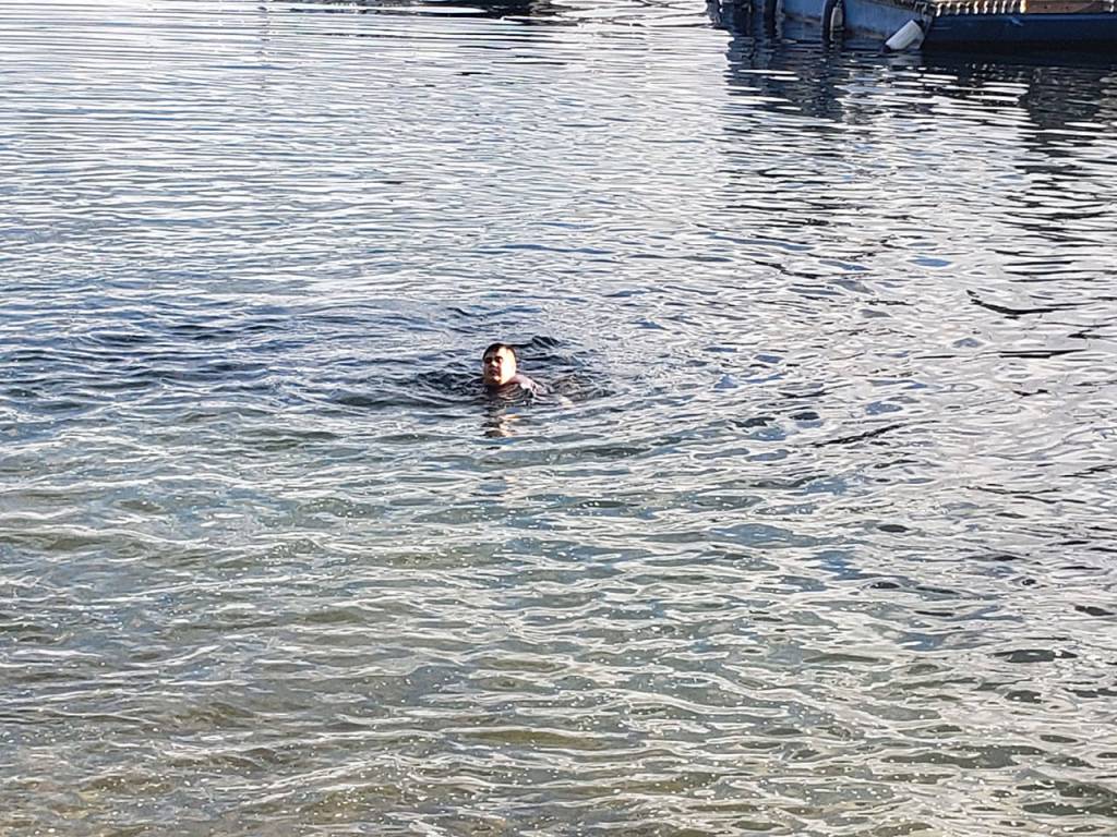 Braving the cold in Kitsap to usher in a new decade