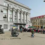 Displaced people line up outside a refugee center in Odesa. (Courtesy photo)