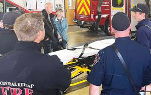 Steve and Jacque Holloway meet with rescuers. CKF&R courtesy photo