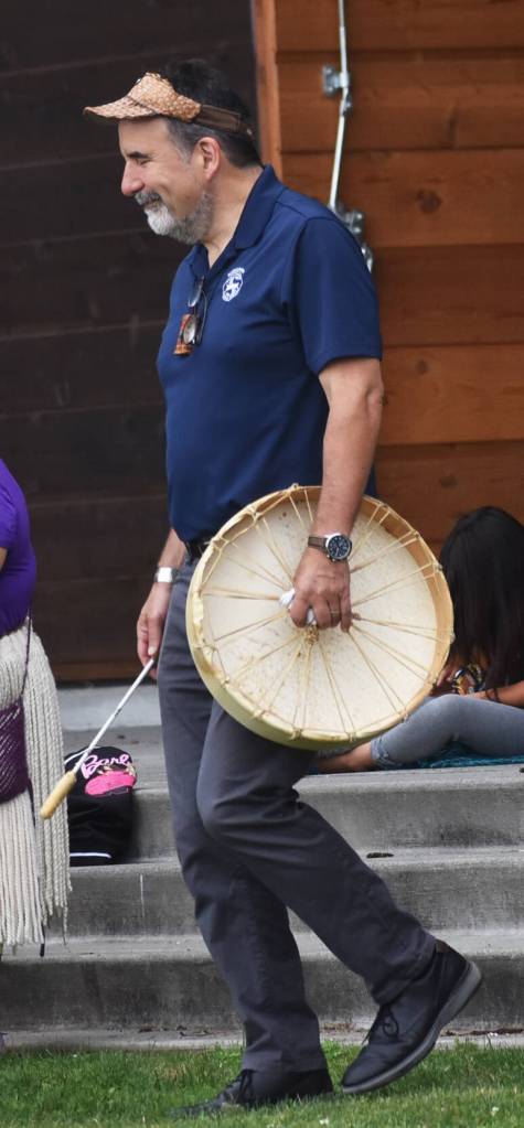 Suquamish chairman Leonard Forsman takes part in coastal sharing.
