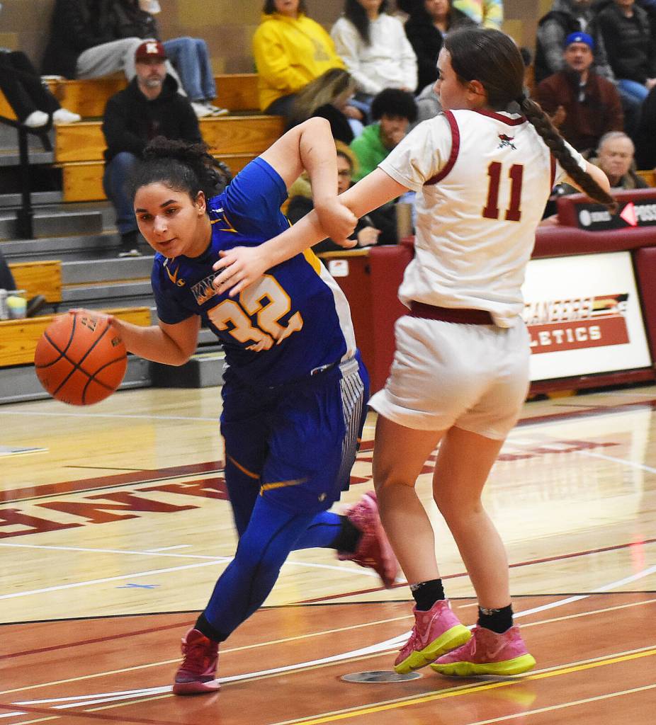 Knight Heaven Thomas pushes past Buc Tavyn Belgarde.