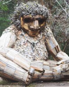 Steve Powell/Kitsap News Group Photos
Pia the Peacekeeper has quickly become one of Bainbridge Islands top tourist attractions, and locals enjoy it, too, in great numbers walking through Sakai Park. An up-close look at its different parts shows the great craftsmanship used to assemble BIs newest star.