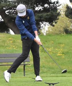 Nicholas Zeller-Singh/Kitsap News Group photos
Spartan Andrew Grinter shoots a 36 against Bremerton.