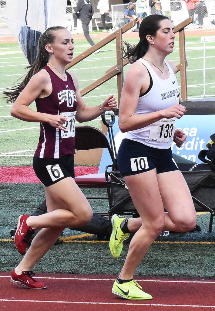 SKs Lauren Laws competes in the 800 meters.