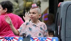 Elisha Meyer/Kitsap News Group photos
This little guy might need a bigger hat to keep the rain out of his hair.