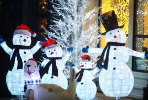 Steve Powell/Kitsap News Group photos
If youre dreaming of a White Christmas, it needs to snow - man. Speaking of that, snowmen seem to be more popular on Bainbridge Island than either Santa Claus and his reindeer or nativity scenes with the manger when it comes to decorating for the holidays.