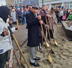 Frannie Maes Food LLC courtesy photos
U.S. District Court Judge Richard A. Jones, Quincys brother, pictured among Mayor Greg Wheeler and others for the groundbreaking of Quincy Square in Bremerton Jan. 20.