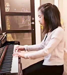 Ilyannie Gonzalez courtesy photo
12-year-old Ilyannie Gonzalez of Port Orchard plays the piano.