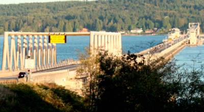 File photo
Hood Canal Bridge